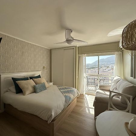 Estudio Agata Con Piscina A 800M De La Playa Benalmadena Luaran gambar