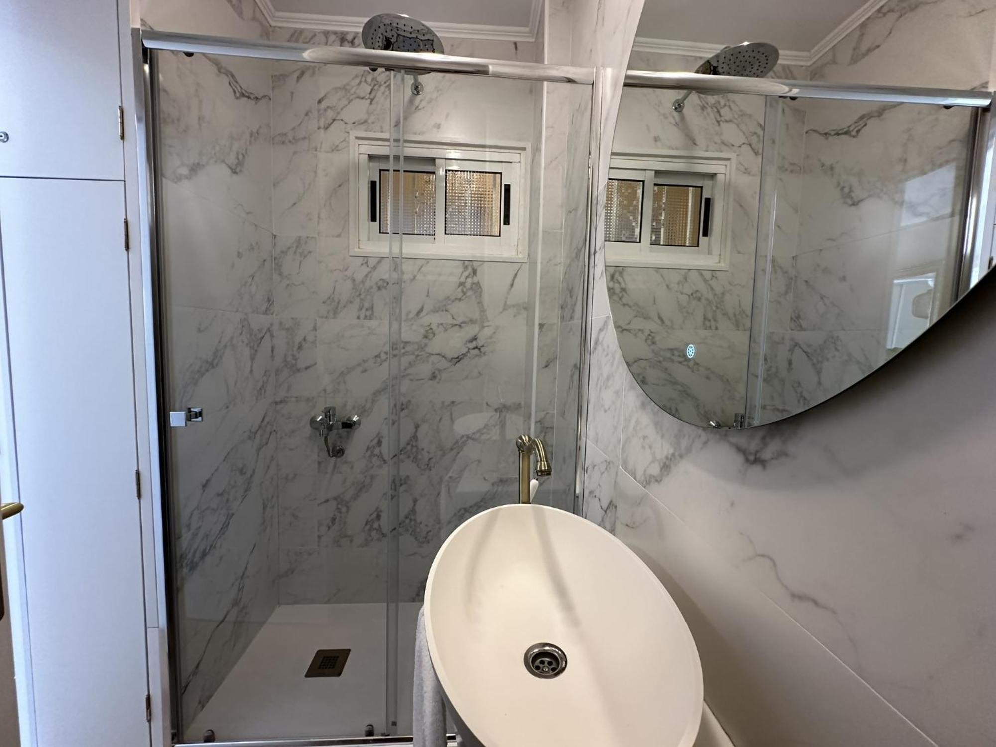 Estudio Agata Con Piscina A 800M De La Playa Benalmadena Luaran gambar